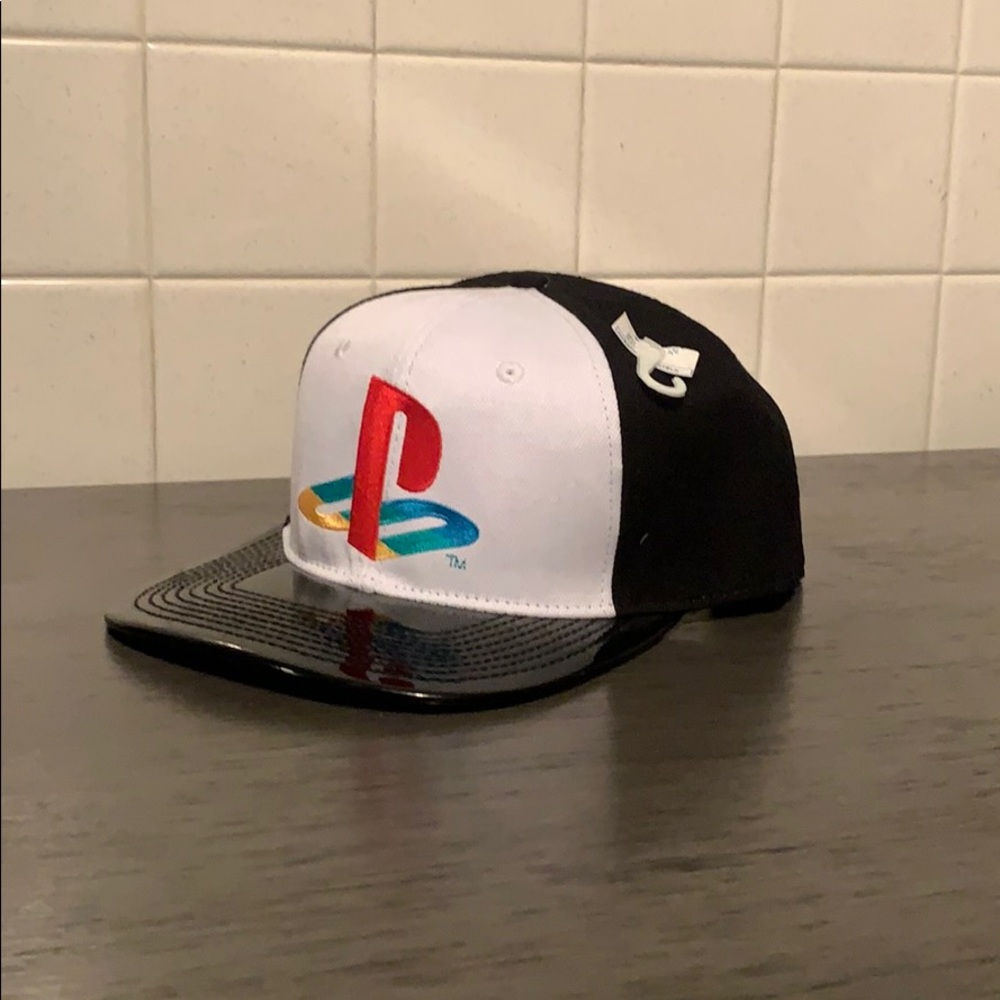 -Brand New- PlayStation Snapback